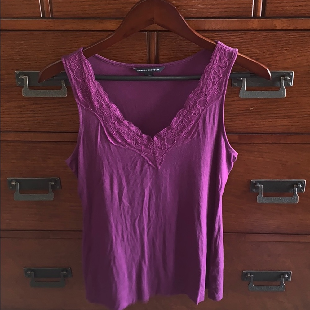 Banana Republic Plum Lace trim tank top